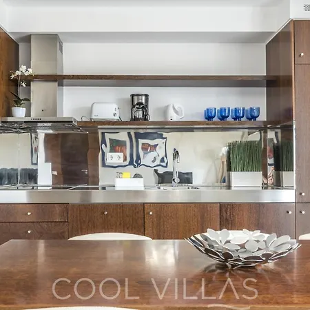 Ocean's Nest - Walking Distance To * Albufeira