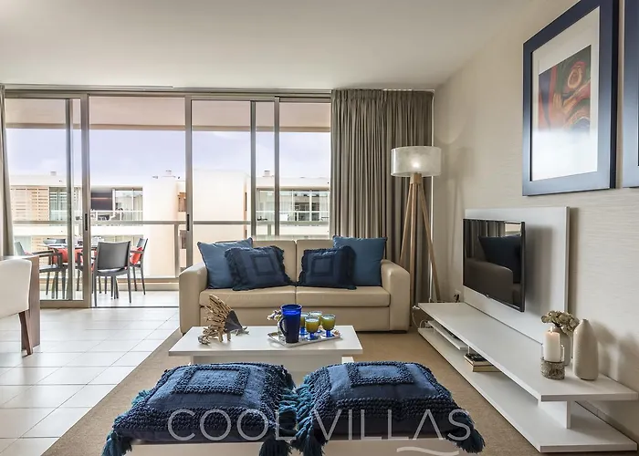 Ocean's Nest - Walking Distance To *