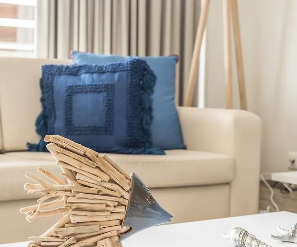 Ocean's Nest - Walking Distance To * Albufeira