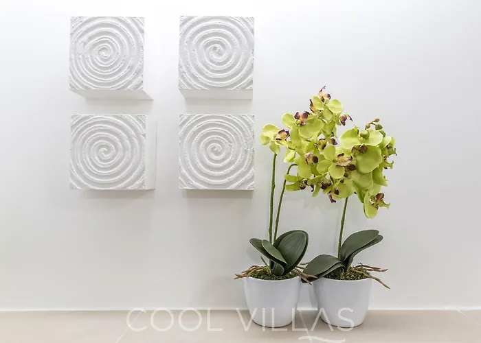 Ocean's Nest - Walking Distance To Apartament