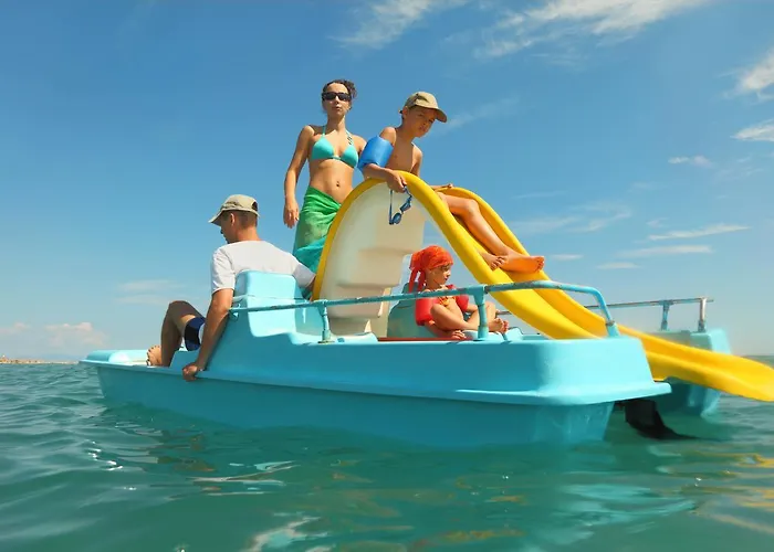 Ocean's Nest - Walking Distance To